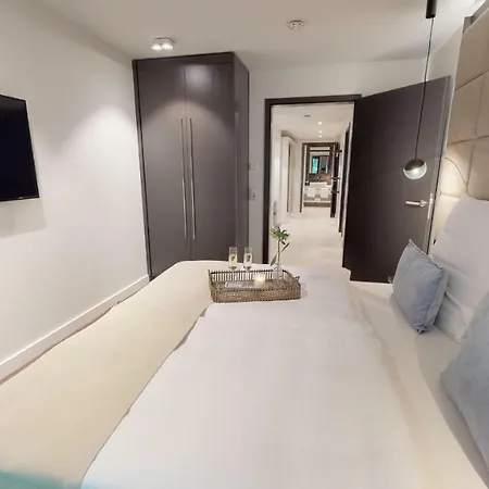 شقة White Pearl 1.07 *
